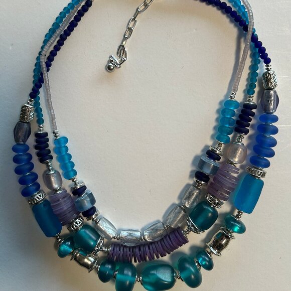 CHICO'S NWT Women's Blues, Silver, Purple Multistrand Chunky Beaded Necklace - Picture 1 of 6